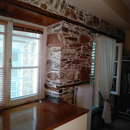 1872 Tonia, Two Level Cozy Stony Apartment Ermoupoli Exterior photo