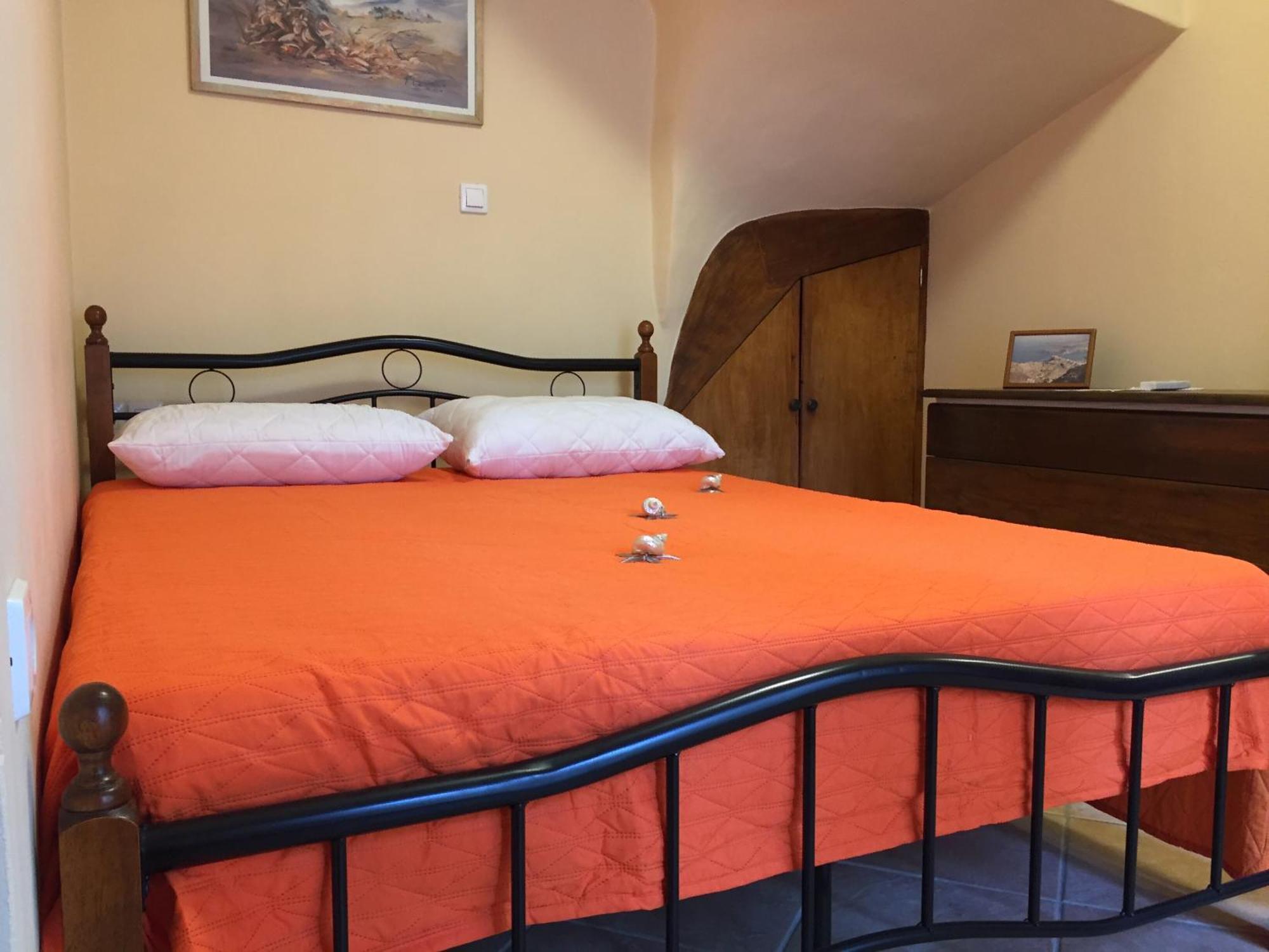 1872 Tonia, Two Level Cozy Stony Apartment Ermoupoli