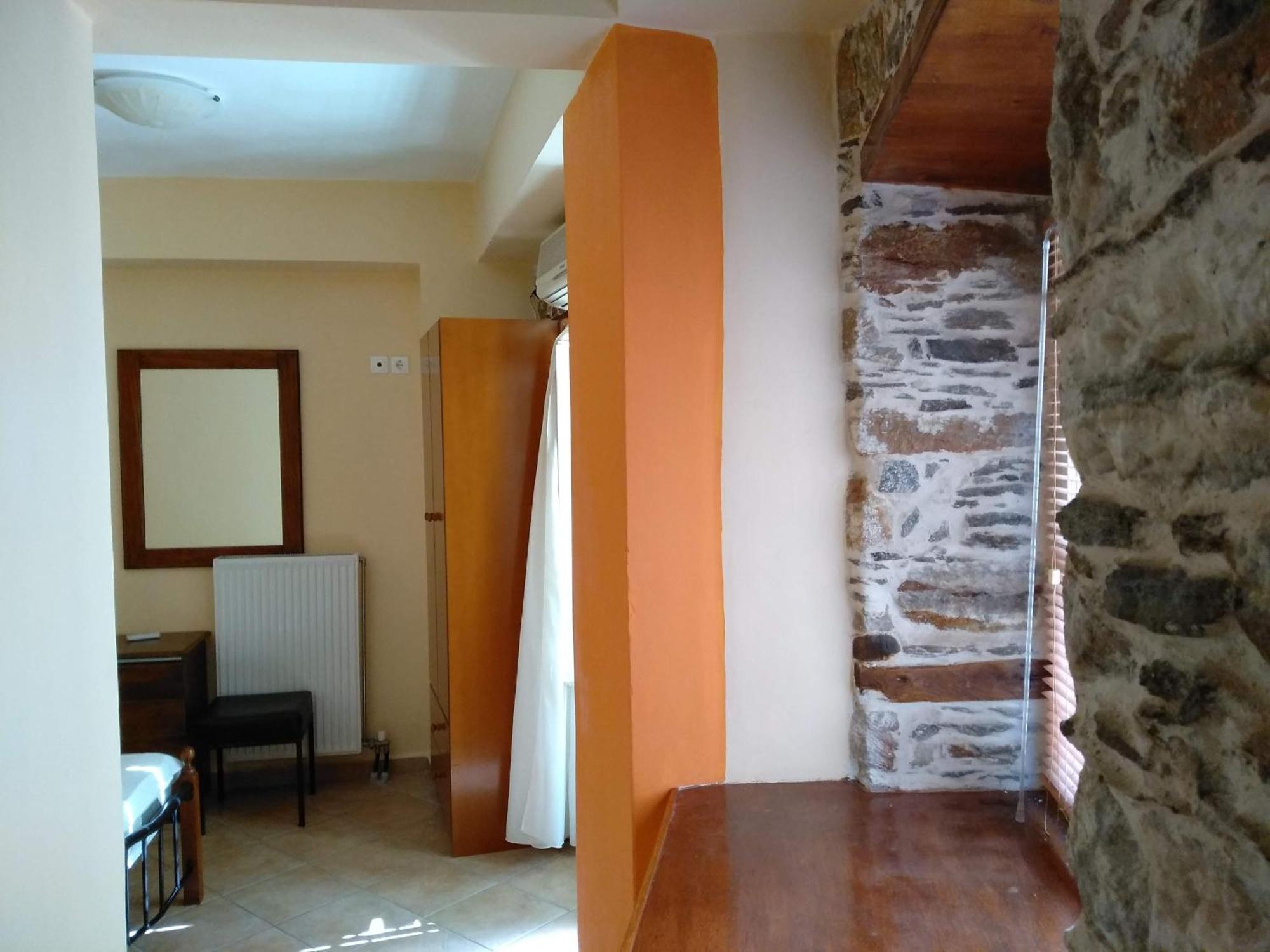 1872 Tonia, Two Level Cozy Stony Apartment *