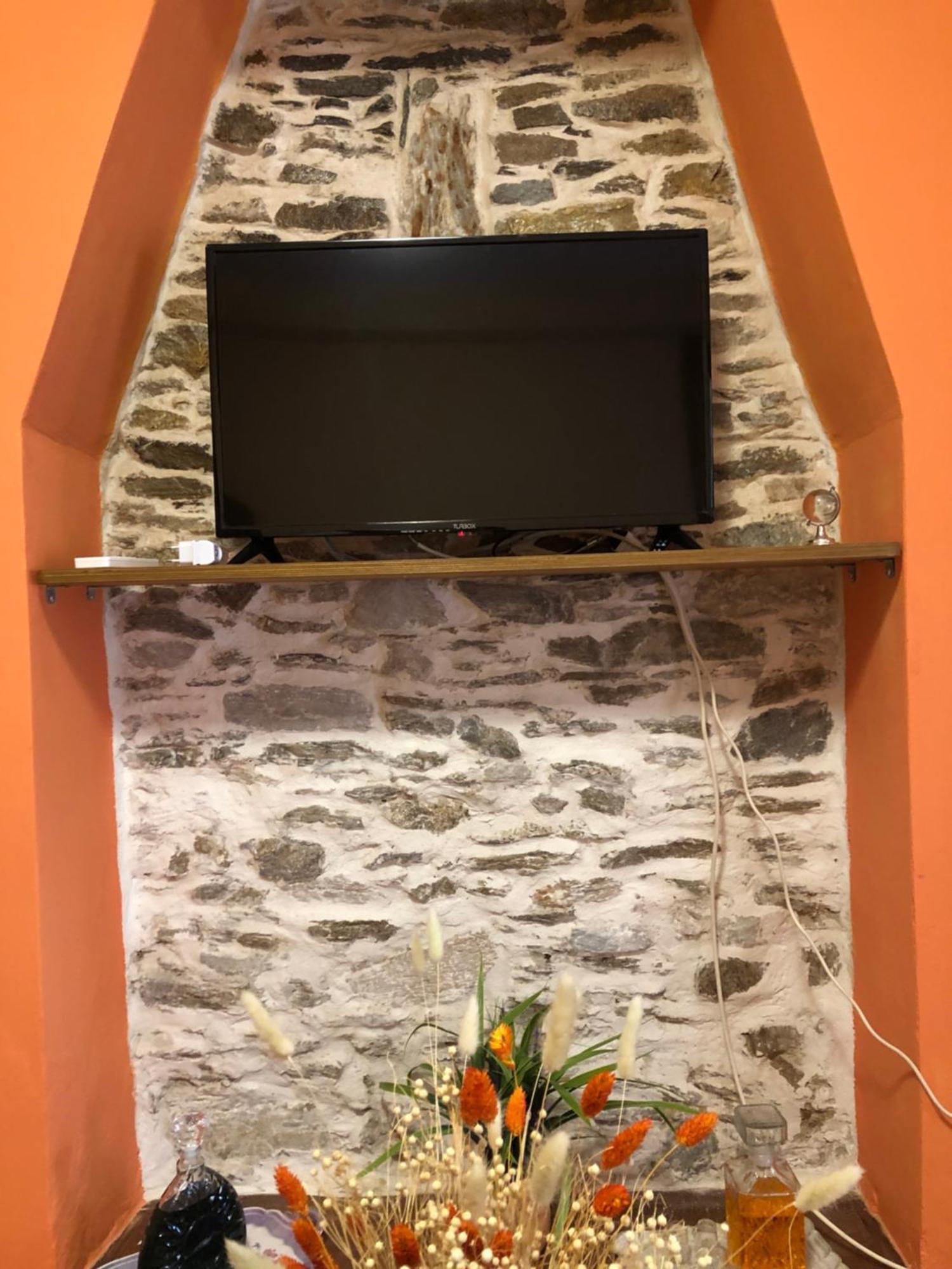 1872 Tonia, Two Level Cozy Stony Ermoupoli