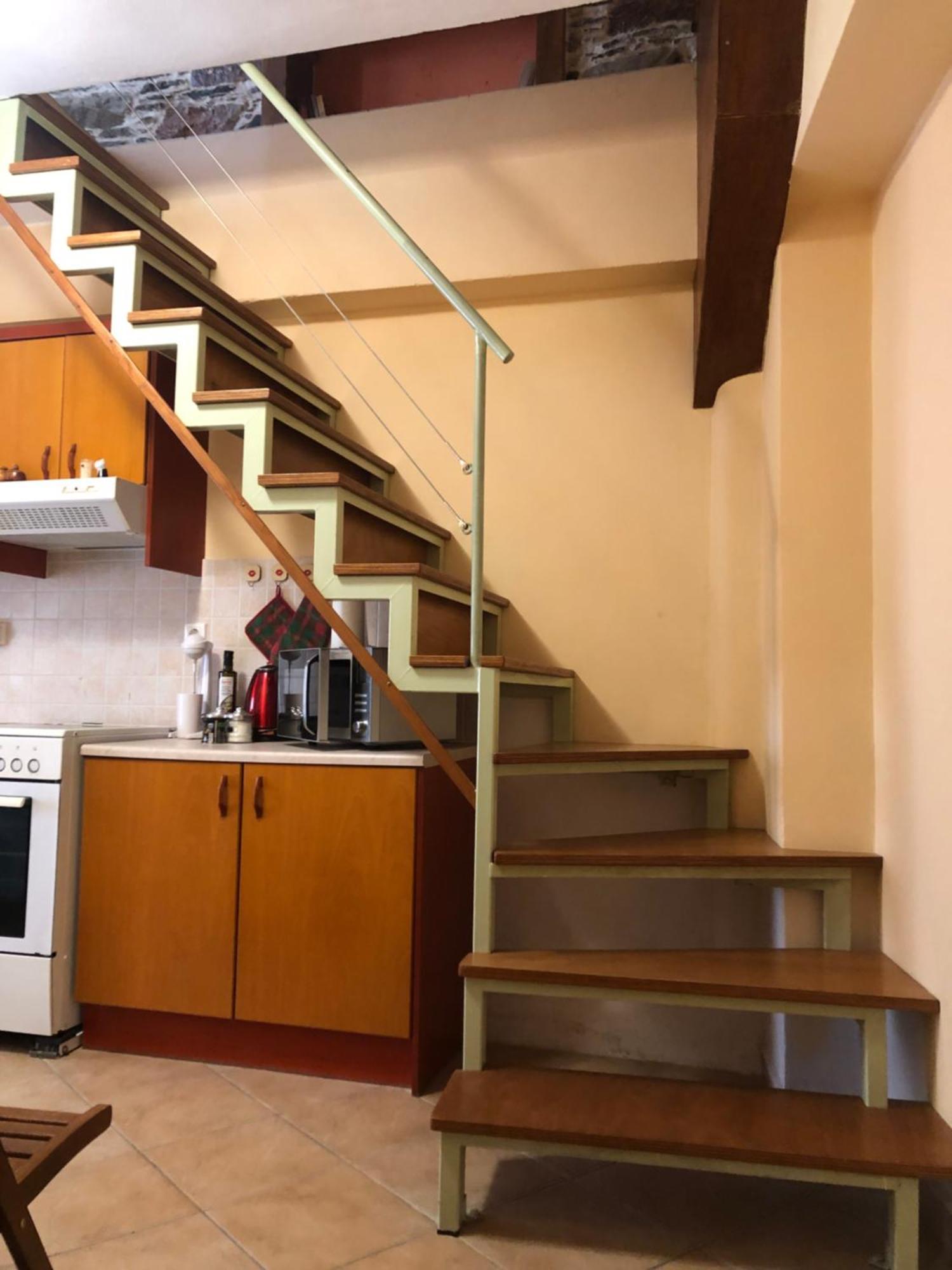 Apartment 1872 Tonia, Two Level Cozy Stony